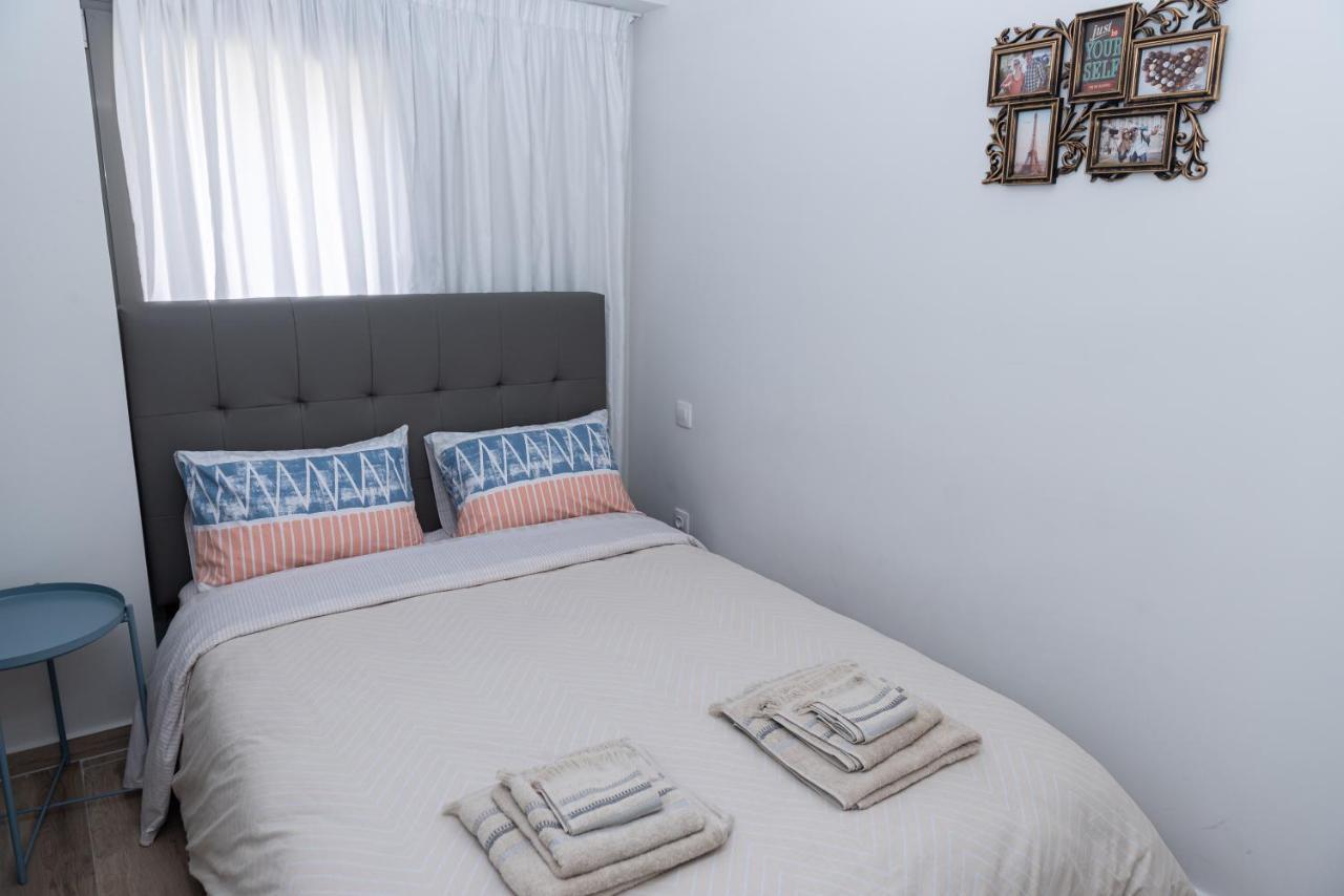 Design Apartment With Swimming Pool Near The Beach Αθήνα Εξωτερικό φωτογραφία