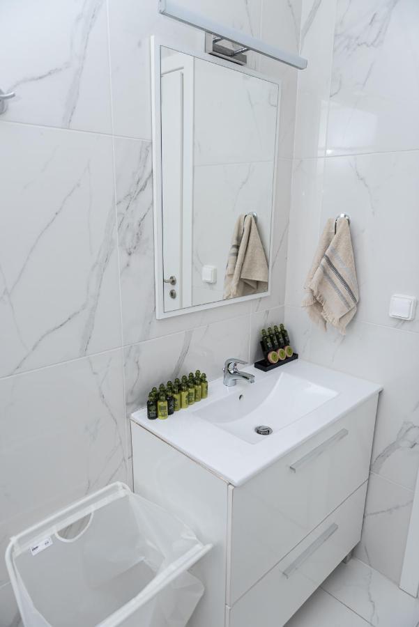 Design Apartment With Swimming Pool Near The Beach Αθήνα Εξωτερικό φωτογραφία