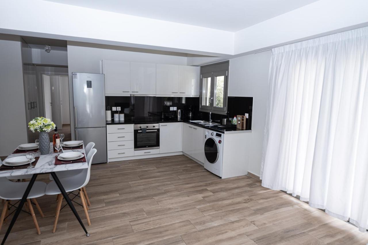 Design Apartment With Swimming Pool Near The Beach Αθήνα Εξωτερικό φωτογραφία